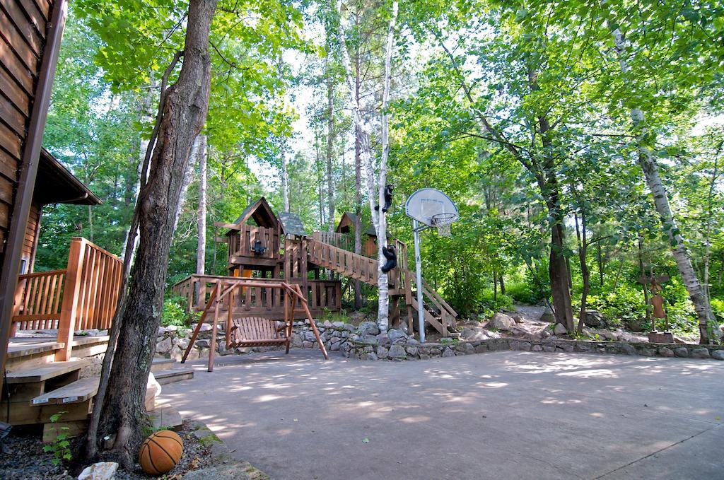 Ludlow'S Island Resort Cook Екстериор снимка