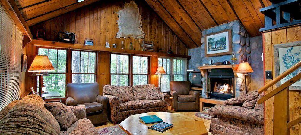 Ludlow'S Island Resort Cook Екстериор снимка
