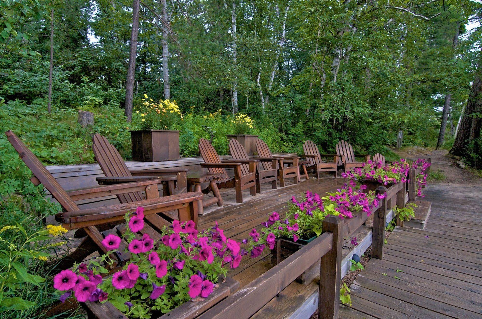 Ludlow'S Island Resort Cook Екстериор снимка