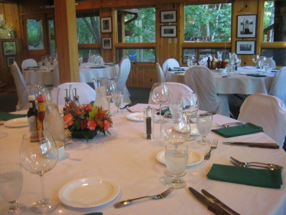 Ludlow'S Island Resort Cook Екстериор снимка