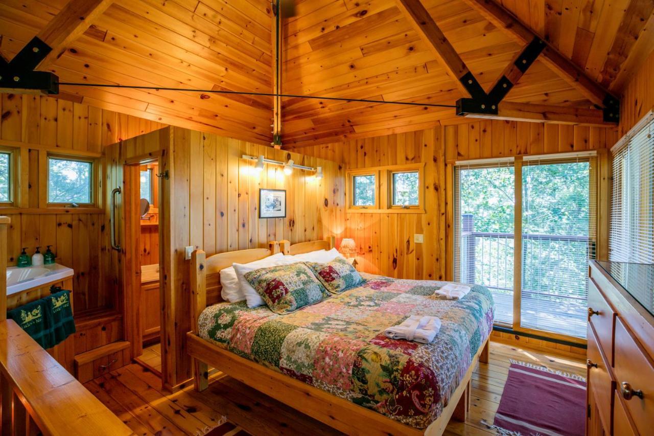 Ludlow'S Island Resort Cook Екстериор снимка