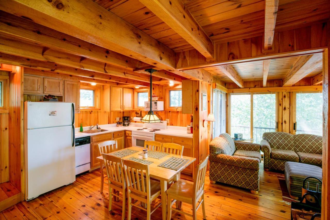 Ludlow'S Island Resort Cook Екстериор снимка