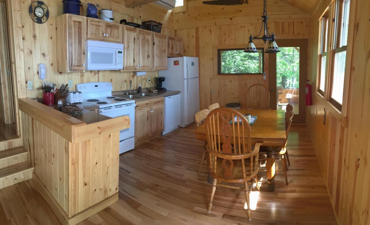 Ludlow'S Island Resort Cook Екстериор снимка